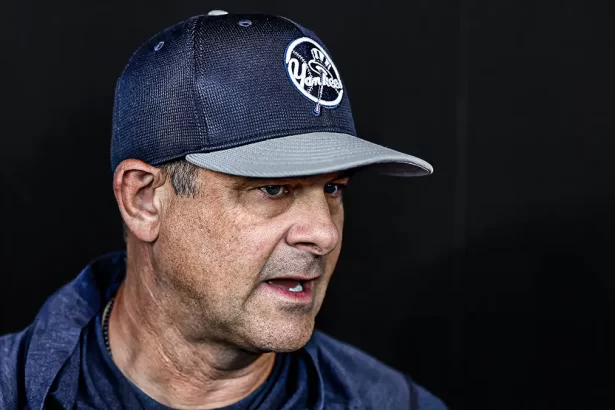 Boone reafirma su confianza en Clay Holmes como cerrador de los Yankees