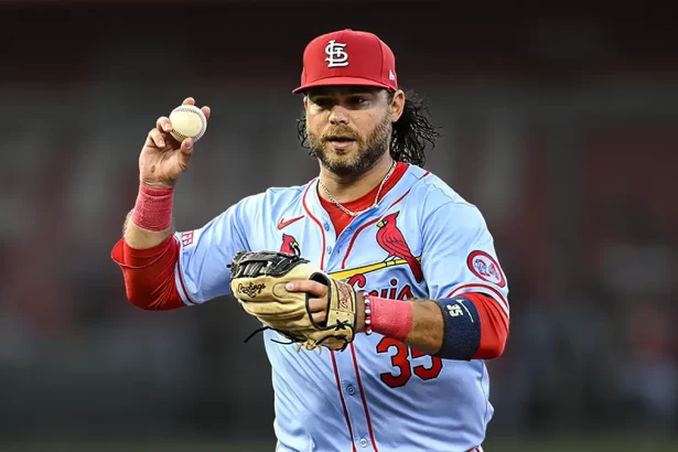 Cardenales toman decisiones Crawford fuera Carpenter regresa