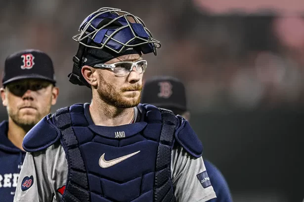 Danny Jansen hara historia gracias a Alex Cora en un juego sin precedentes en la MLB