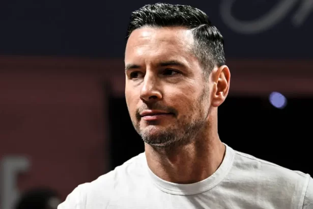 El enfoque innovador de los Lakers con JJ Redick como entrenador