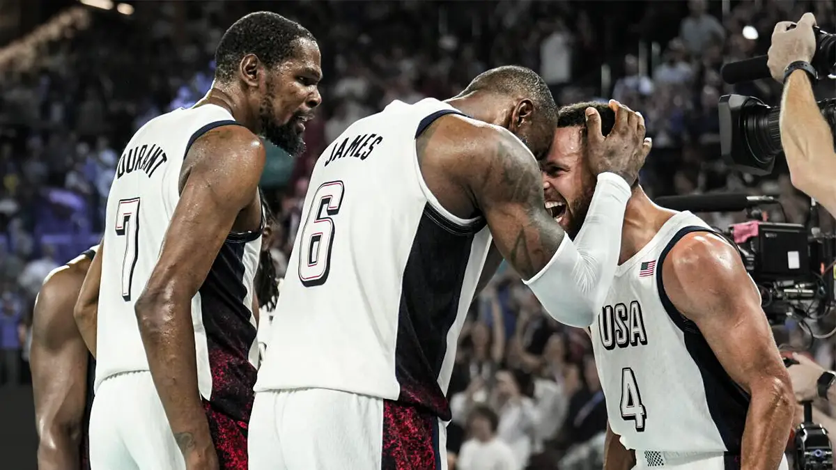 Estados Unidos sobrevive al desafio serbio en una semifinal epica