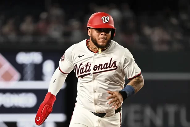 Harold Ramirez se une a los Bravos de Atlanta con un contrato de ligas menores