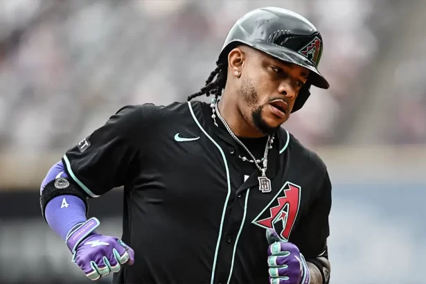 Ketel Marte demuestra su poder con un jonron clave en el ultimo inning