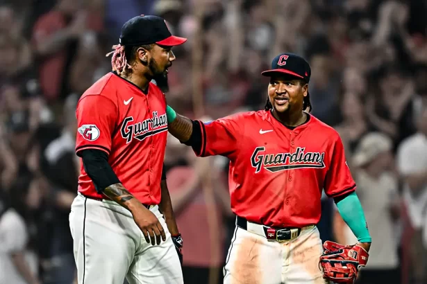 La fortaleza del bullpen nantiene a los Guardianes en la cima de la division central