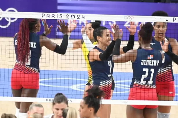 Las Reinas del Caribe avanzan a Cuartos de Final en Paris 2024