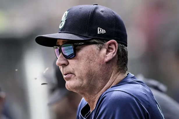 Marineros de Seattle reemplazan al manager Scott Servais tras caida en rendimiento
