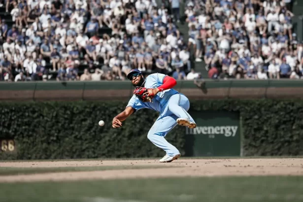 Vladimir Guerrero Jr. destaca con jugada defensiva clave ante Chicago