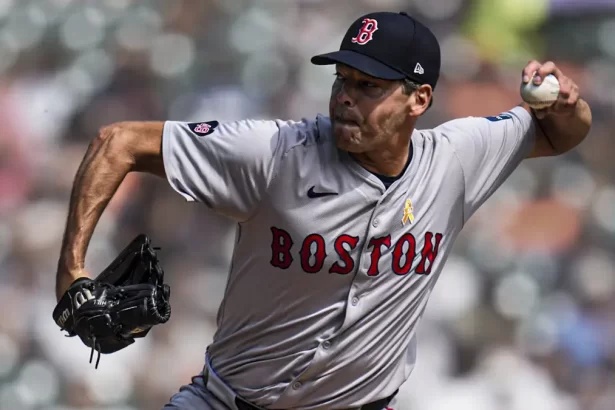 Boston decide dejar en libertad a Rich Hill para dar paso a nuevos talentos