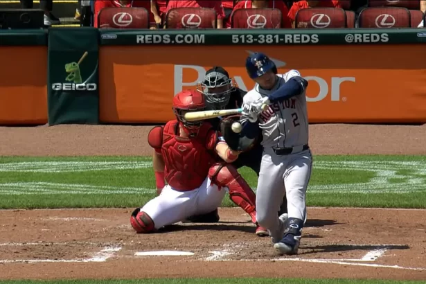 Polemica arbitral en el duelo entre Astros y Rojos Bregman protagonista de la controversia