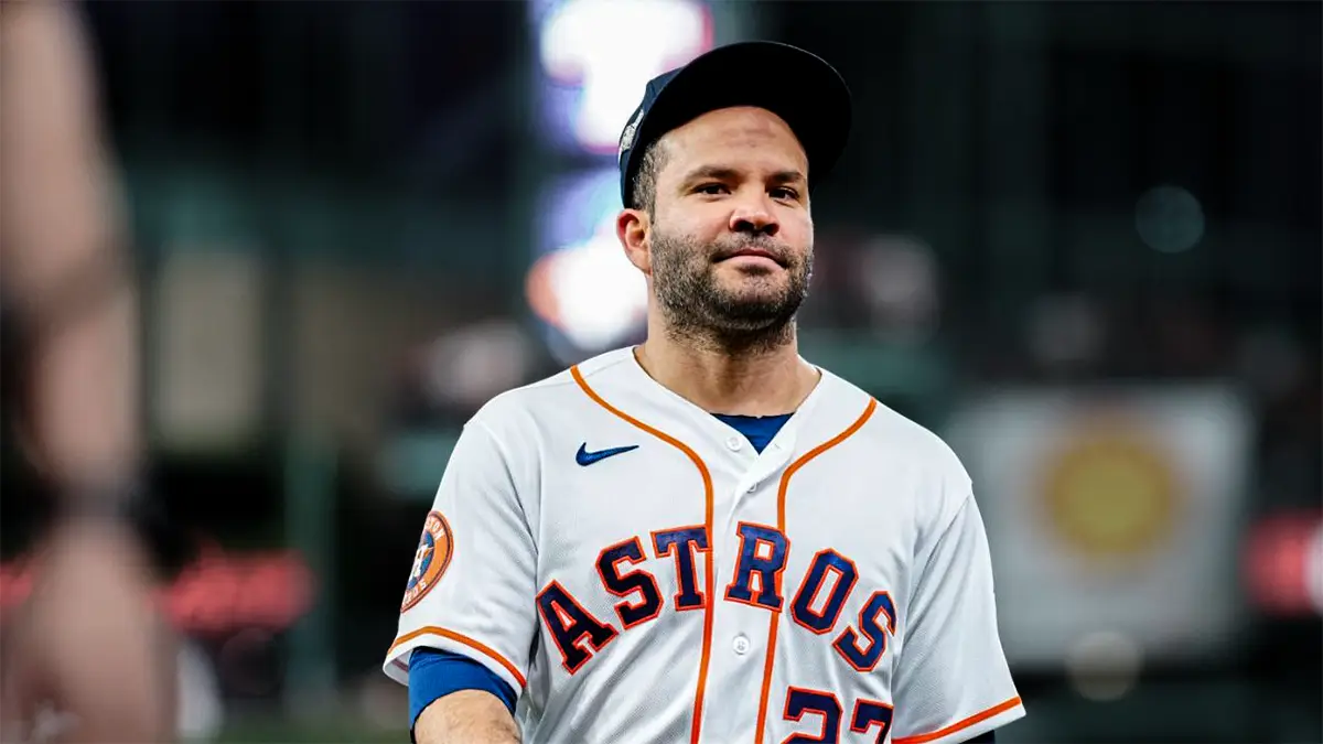JOSE ALTUVE 34543545
