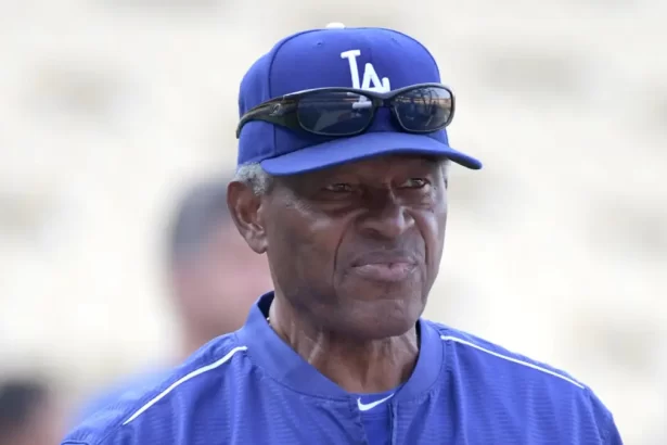 Manny Mota 676322