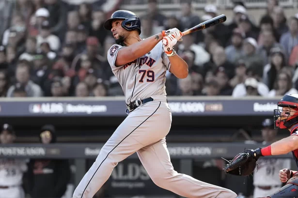 Jose Abreu Rey de la oportunidad con corredores en base