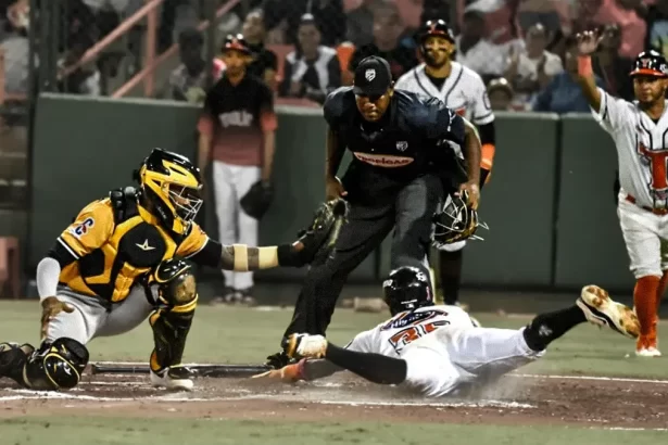LIDOM anula juego a las aguilas cibaenas