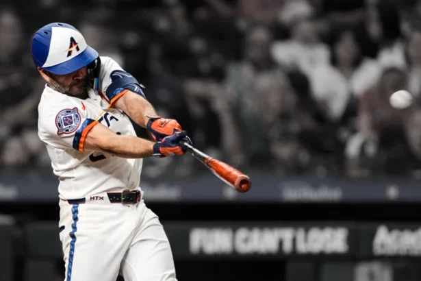 Altuve destruye a los Medias Rojas dos jonrones cuatro hits y el juego de su vida