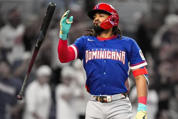 Grand Slam historico de Tatis Jr. catapulta a RD a los cuartos del Clasico Mundial 2026