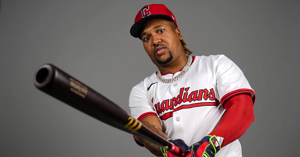 Guardianes de Cleveland revelan su roster para el Dia Inaugural