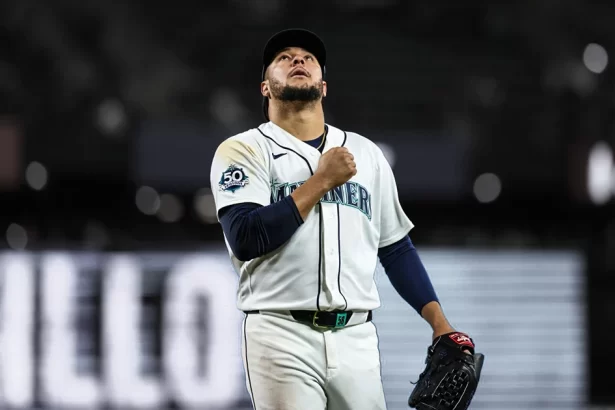 Luis Castillo alcanza 1500 ponches de por vida con una actuacion estelar ante los Yankees
