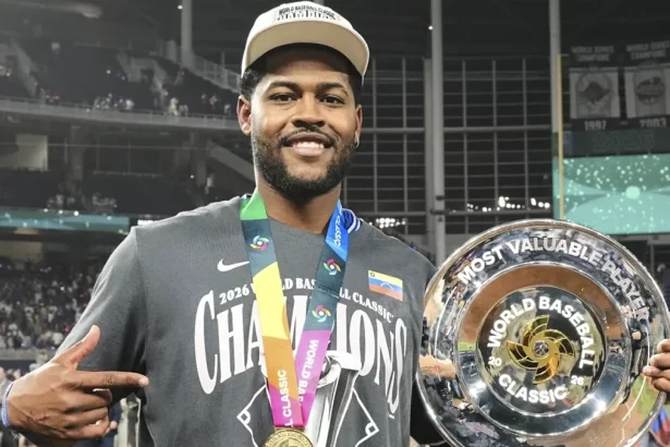 Maikel Garcia MVP del Clasico Mundial