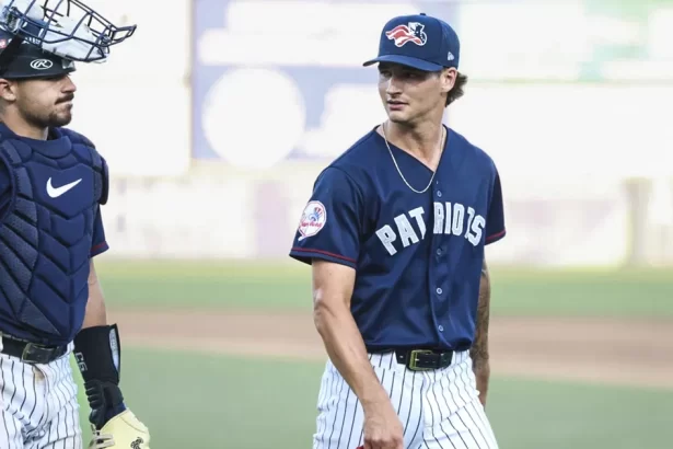 los Yankees liberan a Cole Ayers a mitad de su recuperacion del Tommy John