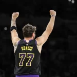 Doncic y Cunningham conservan su candidatura a premios Edwards queda fuera