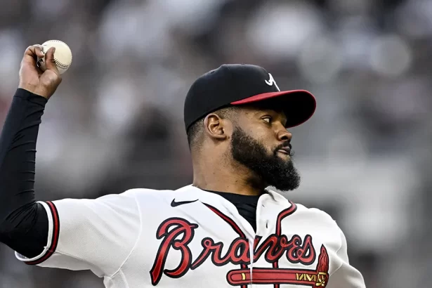 La baja de velocidad de Reynaldo Lopez pone en alerta a los Bravos pese al arranque dominante