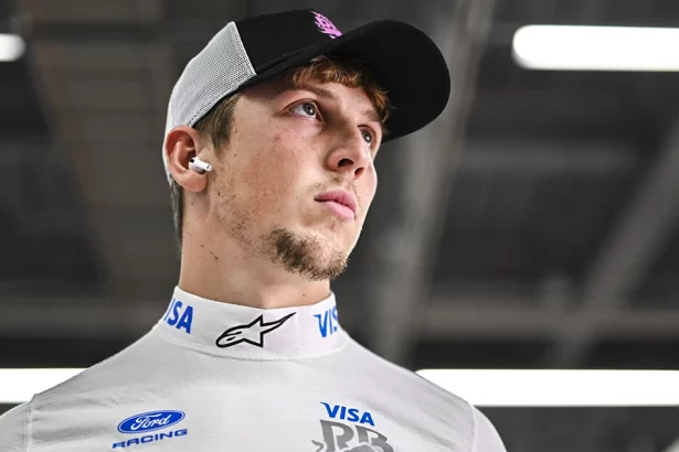 Liam Lawson revela el desgaste mental que imponen los nuevos autos de F1 en 2026