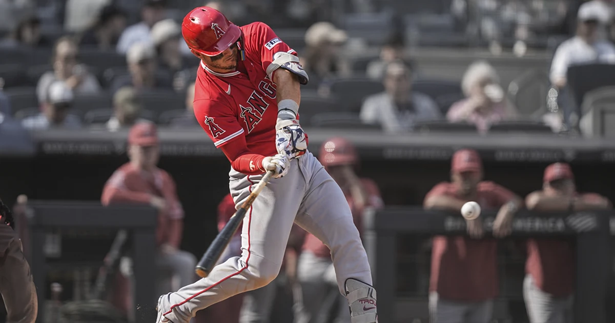 Mike Trout regresa con poder pero abril ya lo ha enganado antes