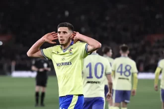 Ross Stewart y Southampton humillan al Arsenal