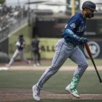 Gilbert silencia a los Atleticos y los Marineros se afianzan en el Oeste