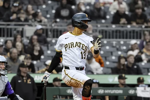 Piratas aplanan a los Rockies 7 2 con gran ofensiva desde el primer inning