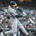 Atleticos remontan cuatro carreras en la novena y silencian el Oracle Park