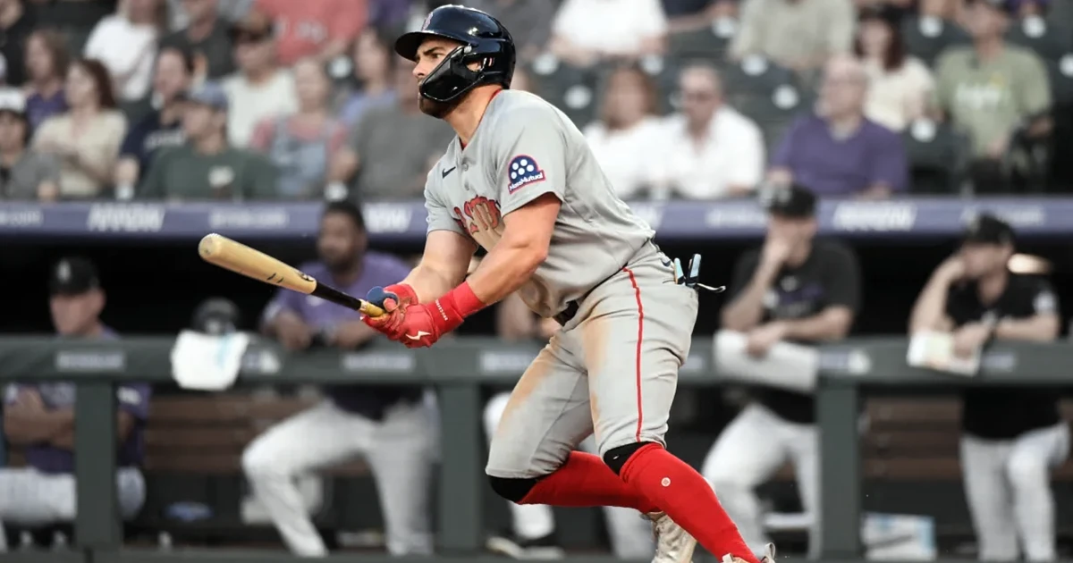 Boston voltea el marcador con cuatro en la quinta y frena a los Yankees en Fenway