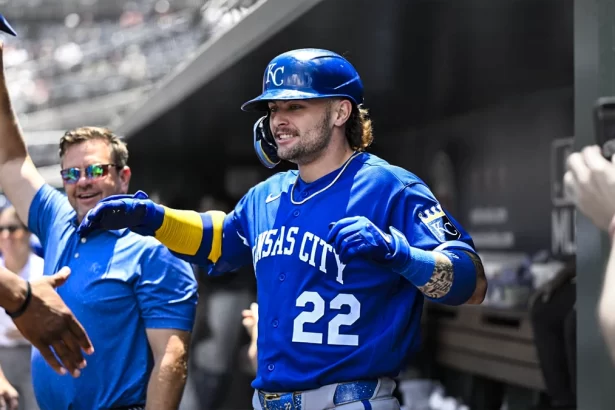 Carter Jensen conecta cuatro hits y los Reales sacuden a los Nacionales