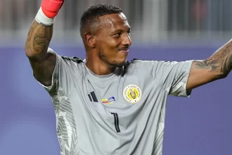 Eloy Room y sus 15 atajadas le dan a Curacao su primer punto en un Mundial
