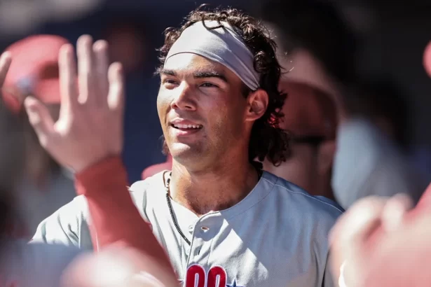 Gabriel Rincones Jr. llega a MLB los Phillies promueven al jardinero de poder elite