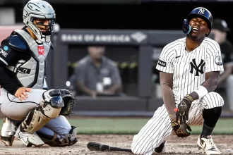 Golpe en la zona inguinal no convence a Chisholm Jr. el segunda base de los Yankees rechaza usar protector