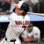 Holliday conecta grand slam y los Orioles tumban a los Marineros