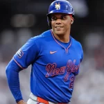 Juan Soto sale lesionado ante los Cubs con tension en la espalda