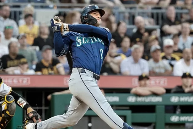 Kirby aguanta y Cole Young rompe el empate Marineros remontan en Pittsburgh