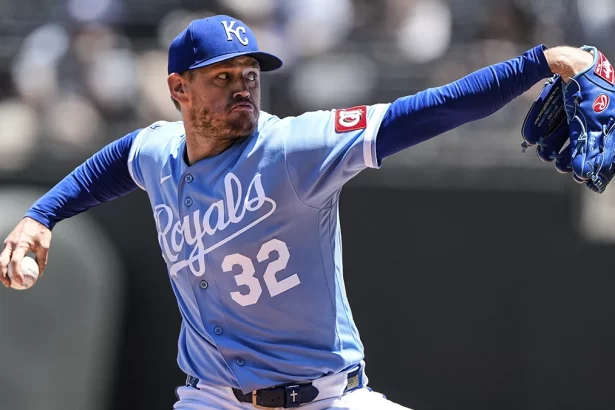 Kolek silencia a los Astros y los Reales completan