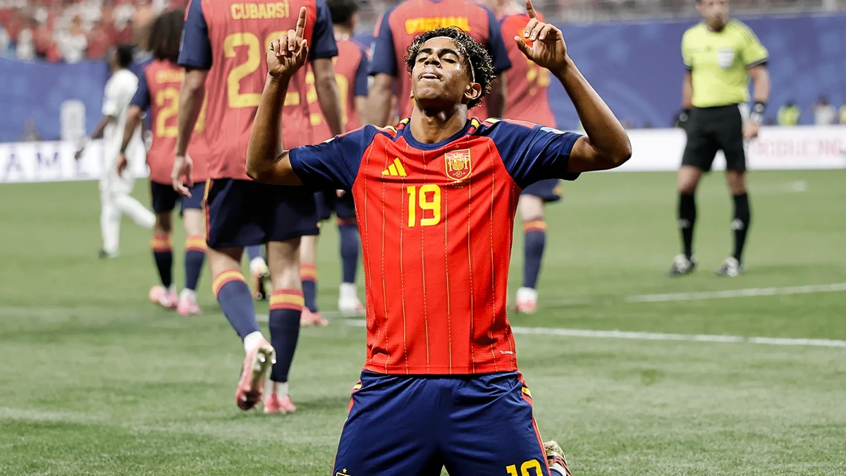 Lamine Yamal marca a los 10 minutos en su debut mundialista y Espana vence a Arabia Saudi 1 0