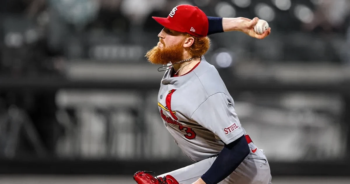 May silencia el Citi Field y los Cardenales blanquean a los Mets 7 0