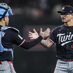 Mellizos remontan en la septima y tumban a los D backs en Chase Field