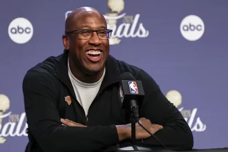 Mike Brown alerta a los Knicks San Antonio esta desesperado en el Juego 5 de las Finales NBA