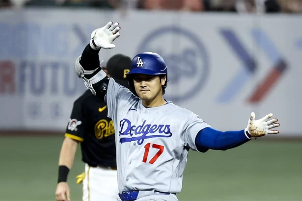 Ohtani y Tucker sostienen a los Dodgers ante la remontada pirata