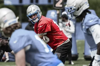 Puede Drew Petzing devolverle a Jared Goff el nivel que tuvo en 2024