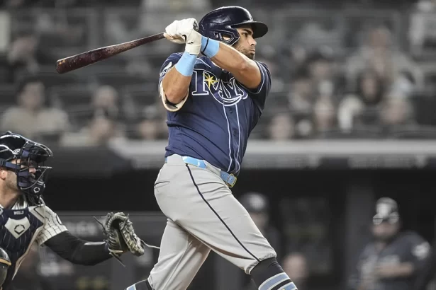 Rays y Yankees comparten el liderato con la temporada en su ecuador