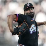 Robbie Ray silencia a los Atleticos y los Gigantes cortan la racha