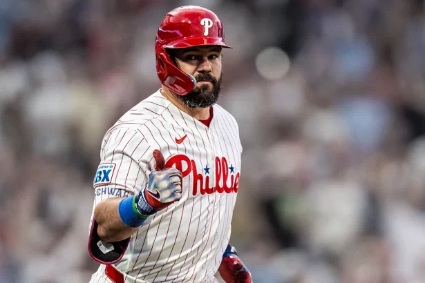 Schwarber destruye a los Mets con 3 jonrones y los Filis se imponen 15 3