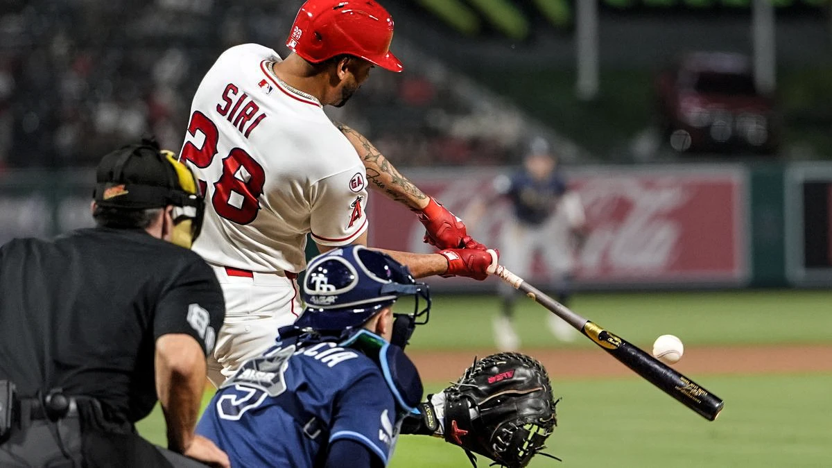 Soriano y una ofensiva sin freno blanquean a los Rays en el Angel Stadium